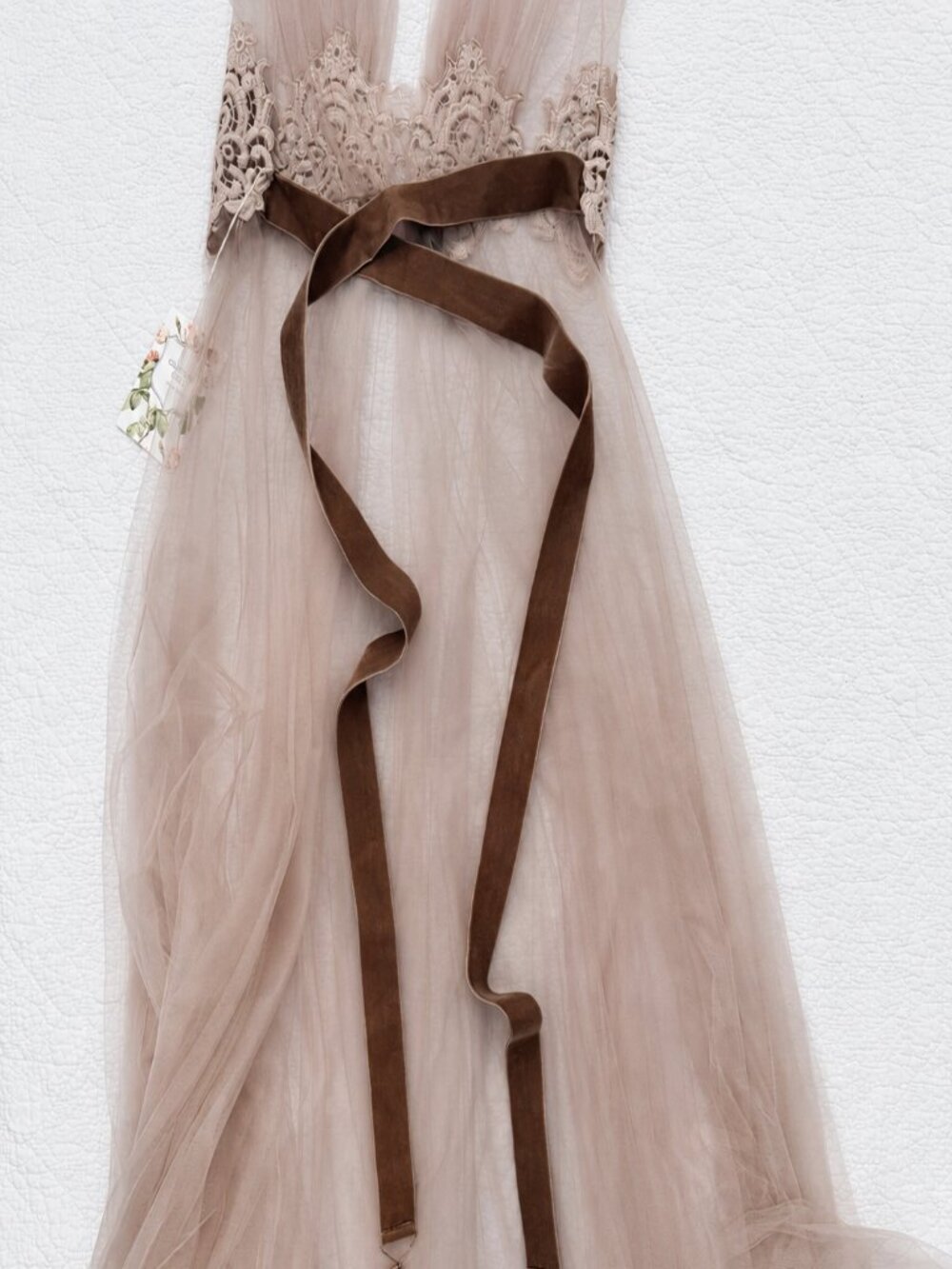NWT Rare Amoralle Recherche Bridal Tulle Gown in Powder Taupe Size M - Picture 13 of 15